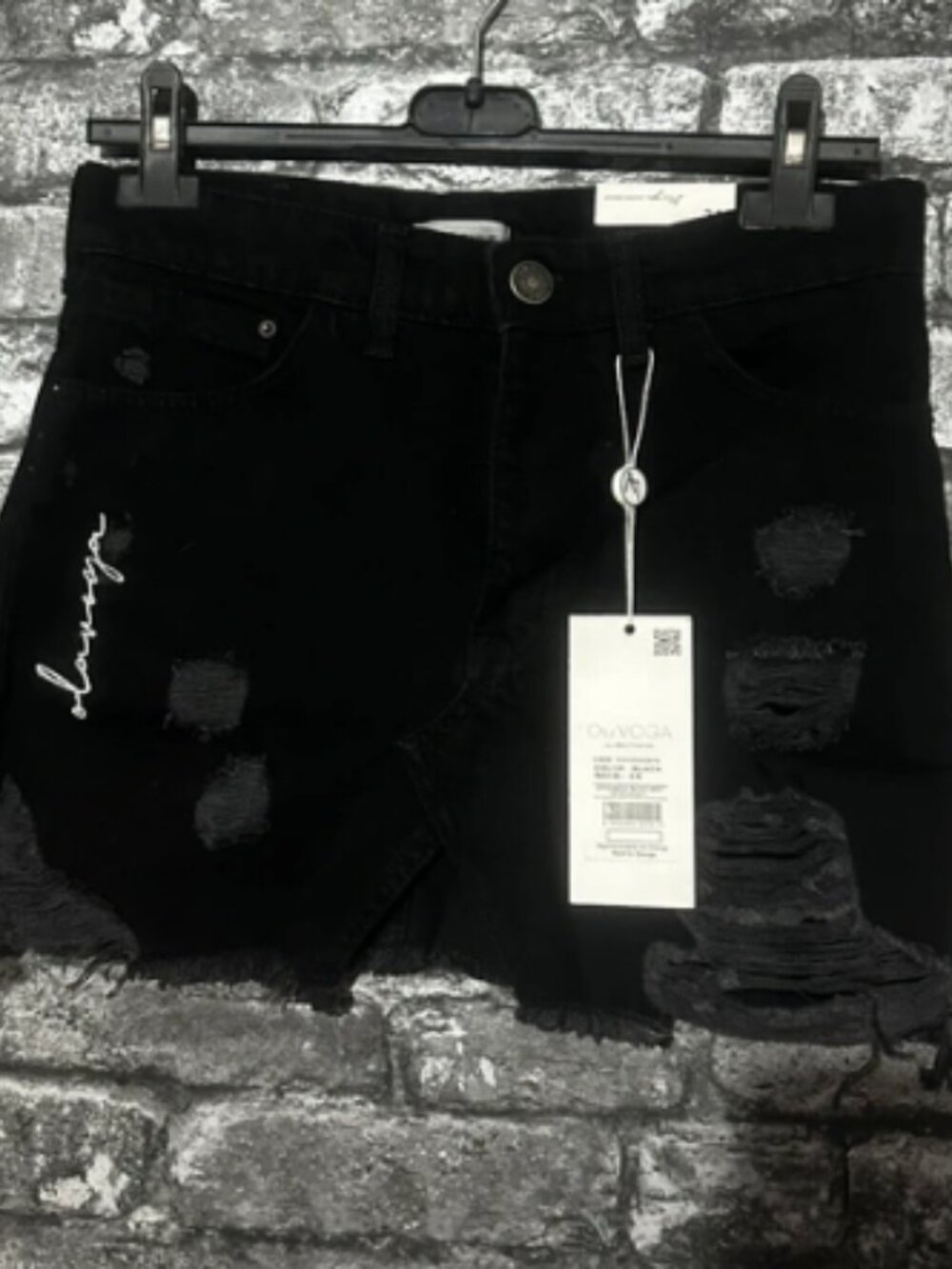 OLAVAUSA black ripped denim short skirt